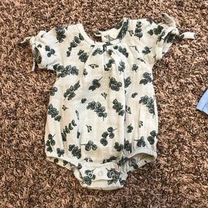 City Mouse Eucalyptus tie bubble